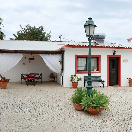 Holiday Cabana - Sbn154 *